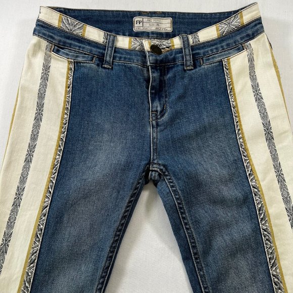 Free People Danica Flare Bell Bottom Jeans Size 25 - Picture 4 of 13